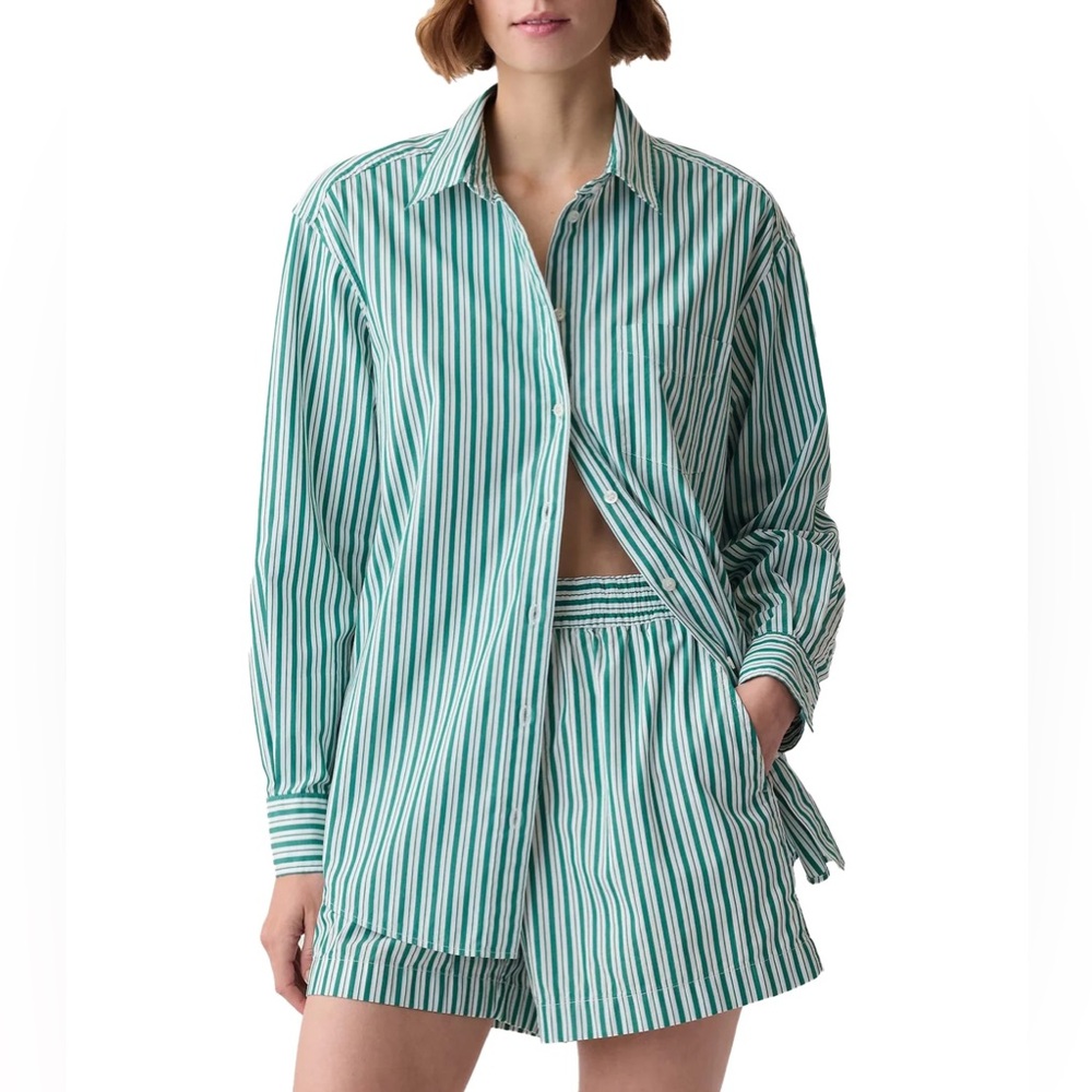 🏷️ NWT Gap Organic Cotton Striped Poplin Shorts in Green Stripe. Size Large.